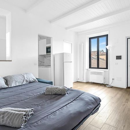 Lo3 • Navigli Chic Apartment • Милано Екстериор снимка