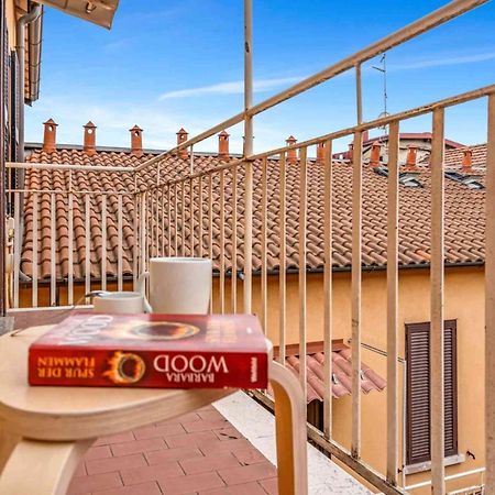 Lo3 • Navigli Chic Apartment • Милано Екстериор снимка